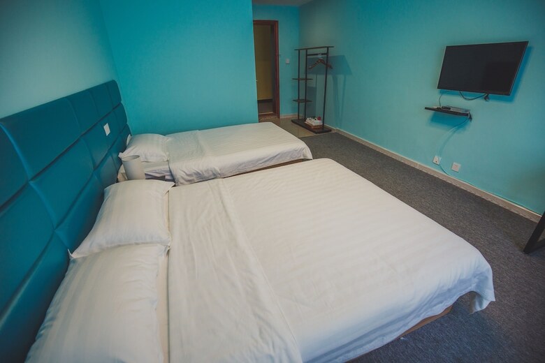 White Horse Times Hotel