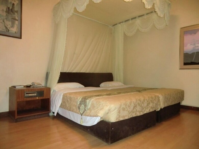 Fang Fang Hotel