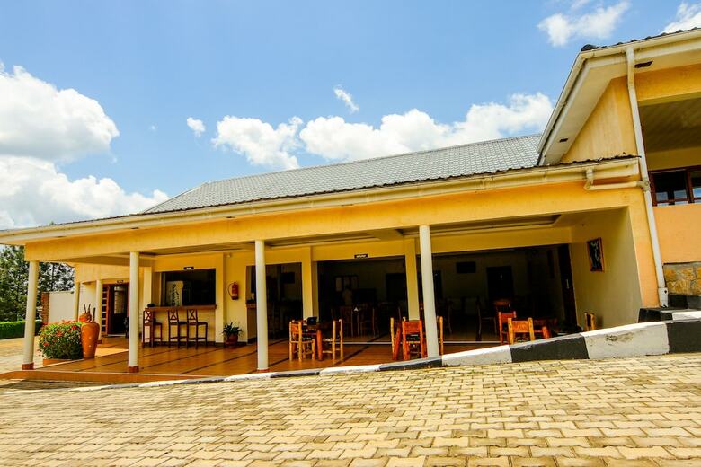Kalya Courts Hotel