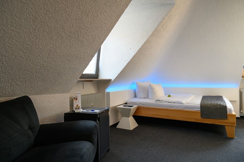 Hotel H.e.y.m.a.n.n.