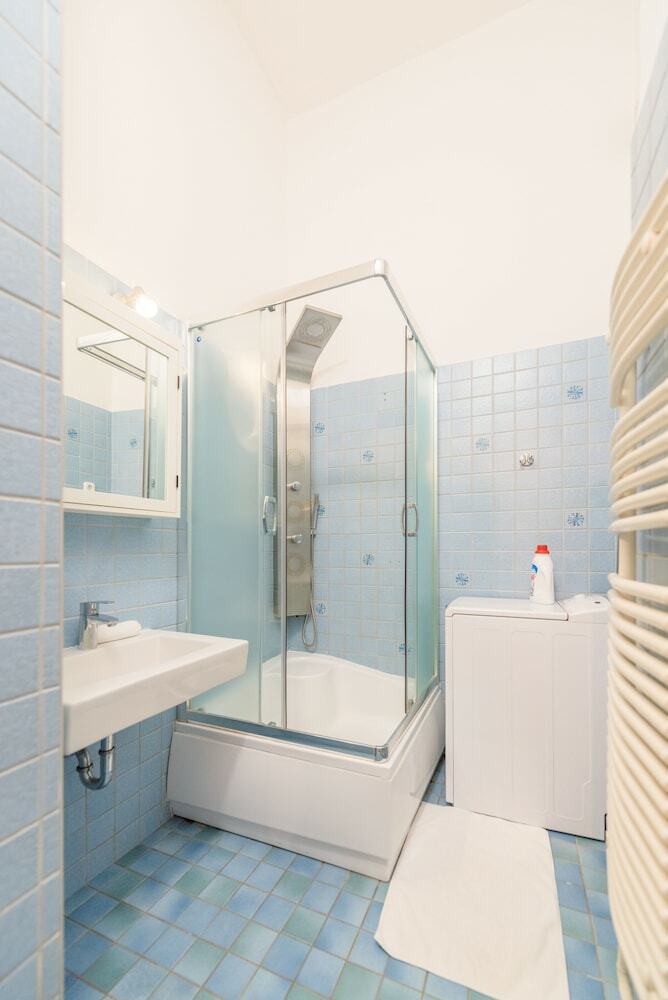 Oasis Apartments - Liberty Square