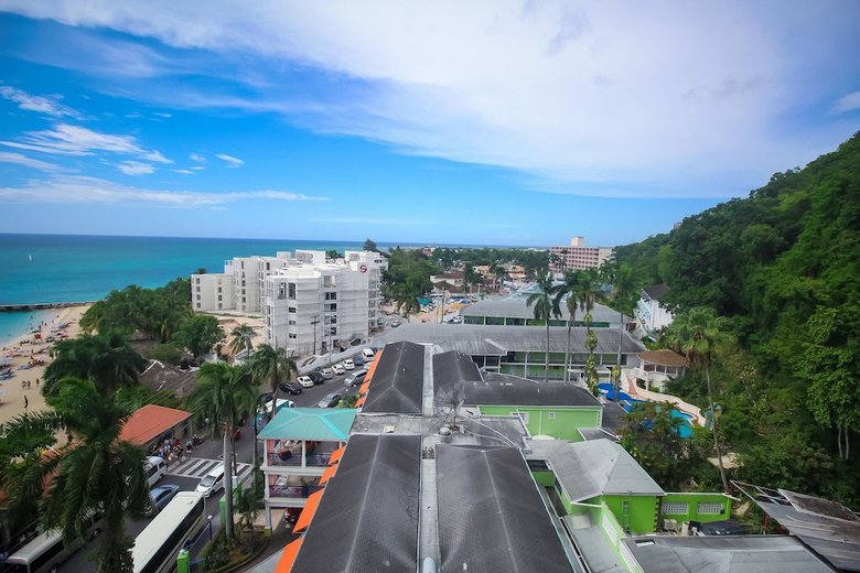 Apartamentos Irie Beach Studio