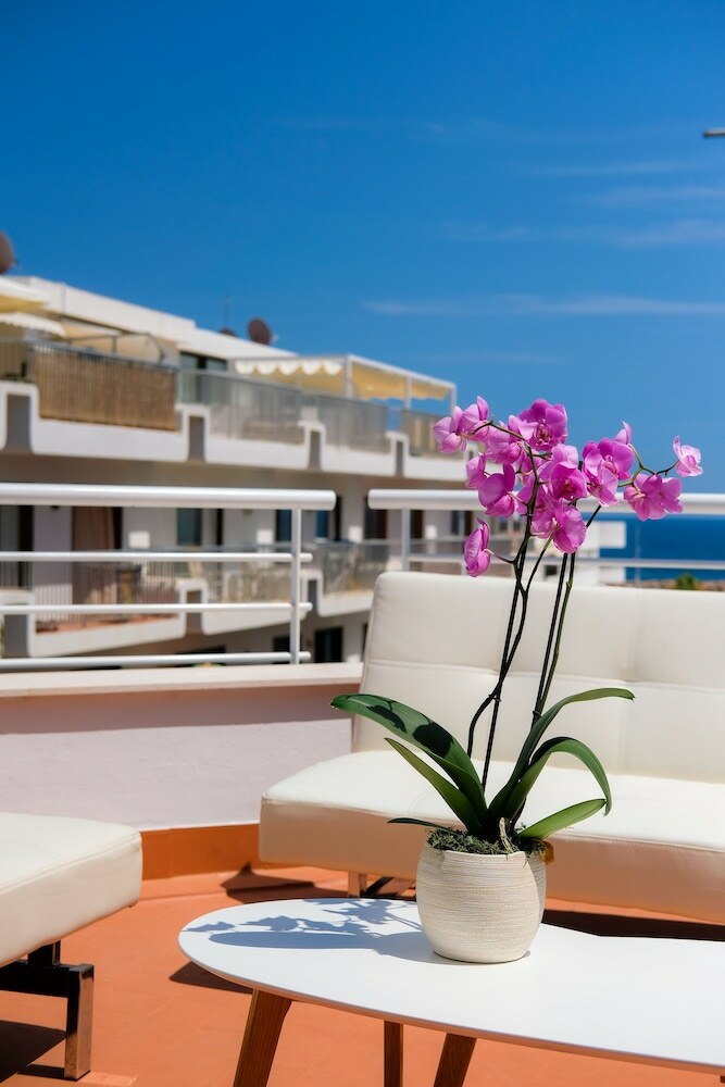 S'alamera Suites Hotel & Apartments