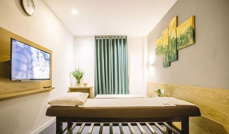 Hotel Triip Le Han Dai Nam