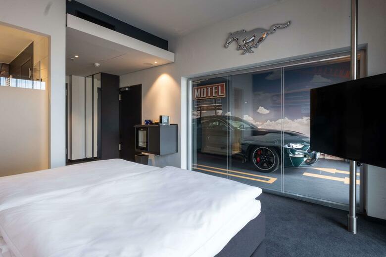 V8 Hotel K�ln @motorworld, Ascend Hotel Collection
