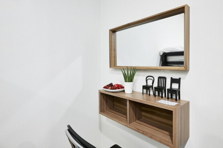 Hostal Comet Guesthouse - Hostel