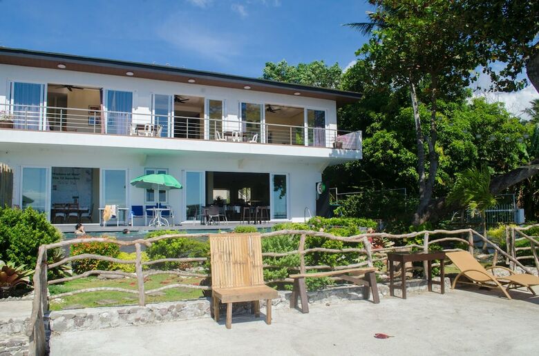 Hotel Paradiso Rito Waterfront Oasis