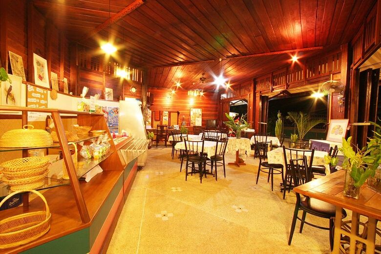 Hotel Chotika Riverfront