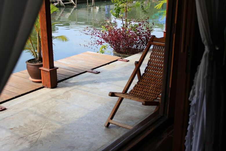 Hotel Chotika Riverfront