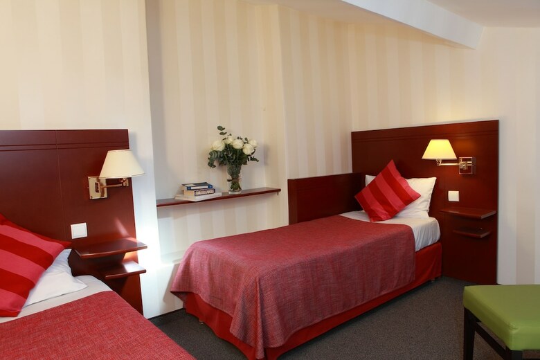 Hotel H�tel Espace Champerret