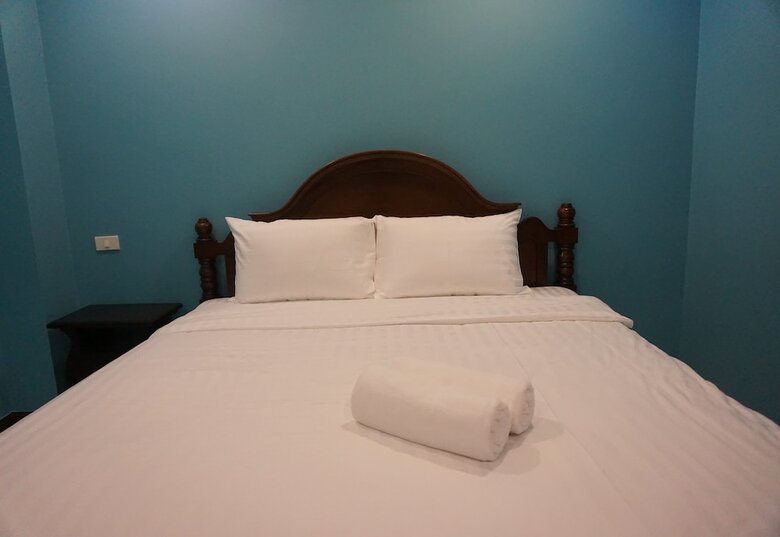 Hotel Baan Plubthong