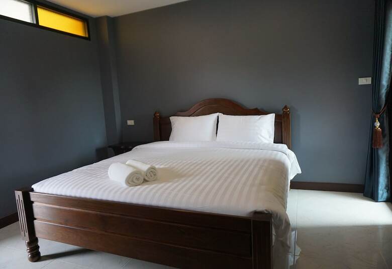 Hotel Baan Plubthong