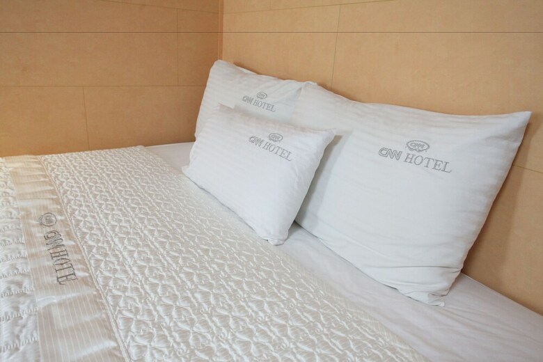 Cnn Hotel