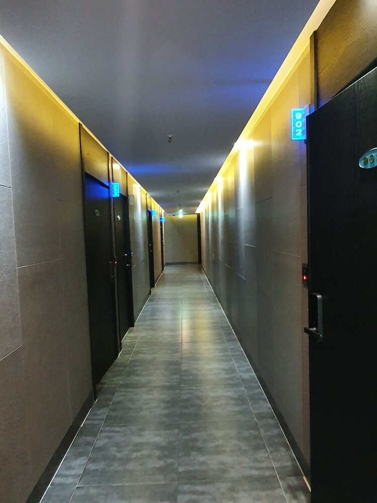 Cnn Hotel