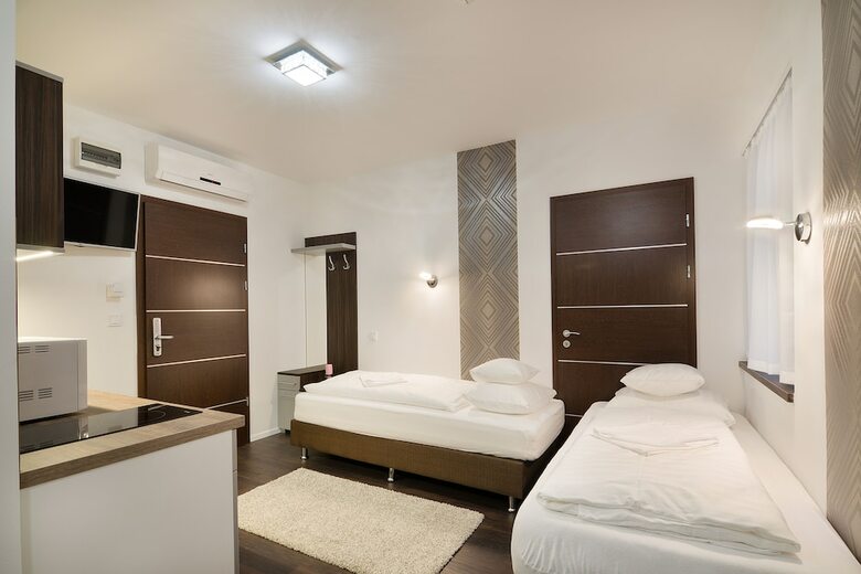 Paulay Downtown Apartments