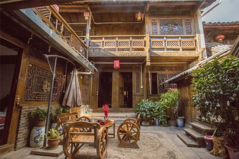 Bed & Breakfast Baisuiqiao Inn