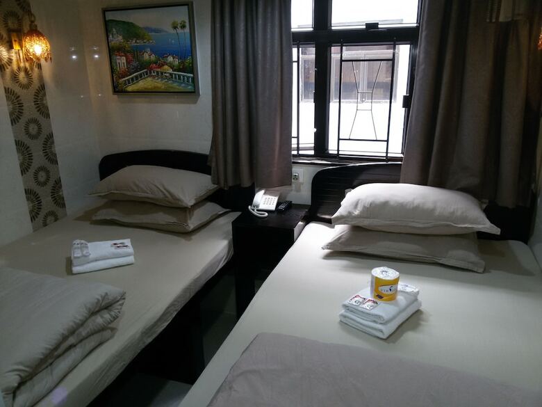Aashiana Hotel