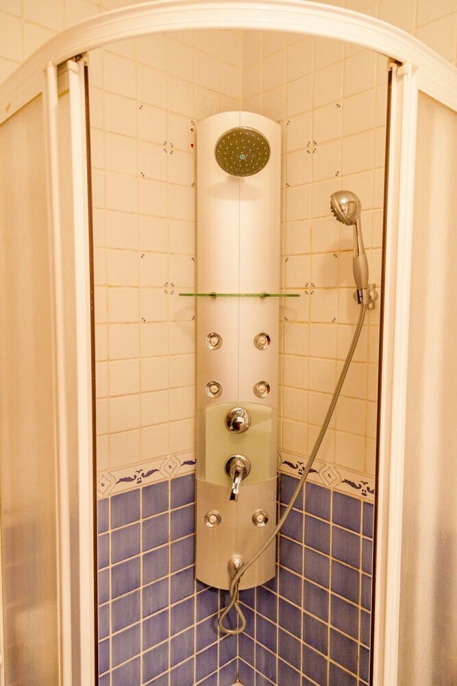 Apartamentos Alcazaba Canovas Nerja