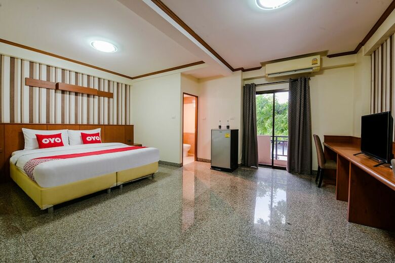 The Route Sriracha Hotel And Residence