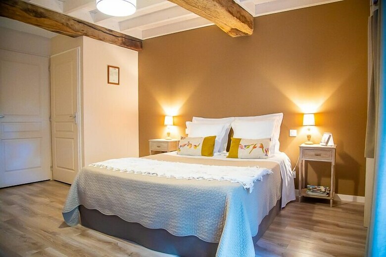 Hotel La Closerie De La Glosseti�re