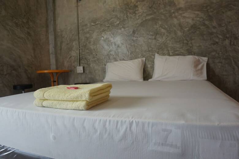 Hotel Press Like Resort