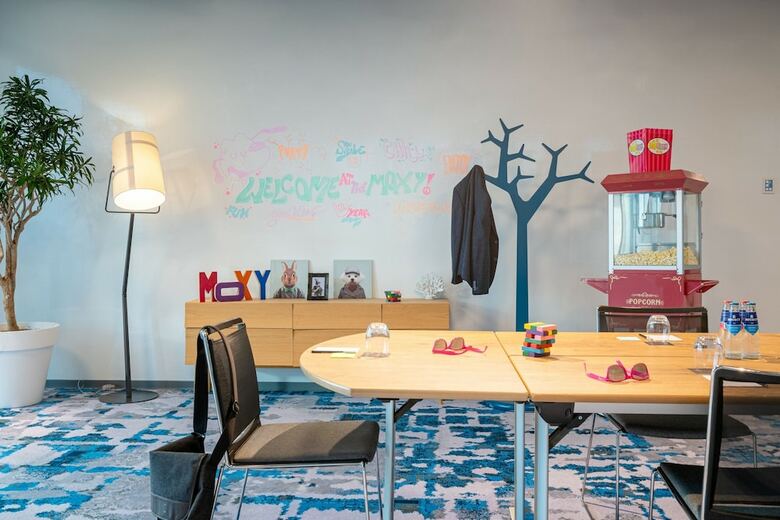 Hotel Moxy Amsterdam Houthavens