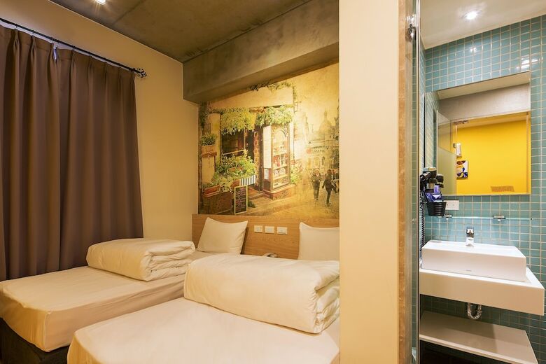 Hotel Funhouseyz