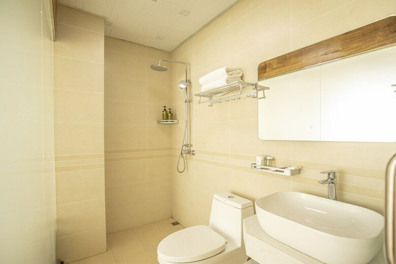 Hostal Wolong Inn