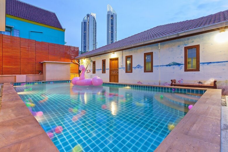 Hotel Baan Talay Home