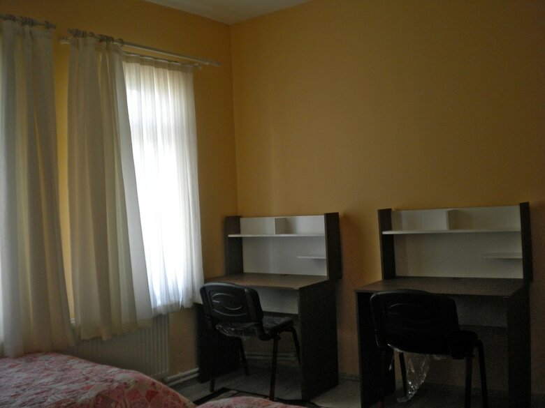 Hostal Bahar Hostel