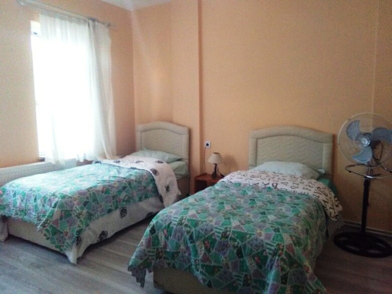 Hostal Bahar Hostel