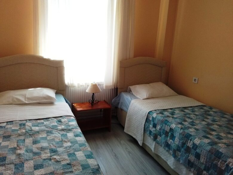 Hostal Bahar Hostel