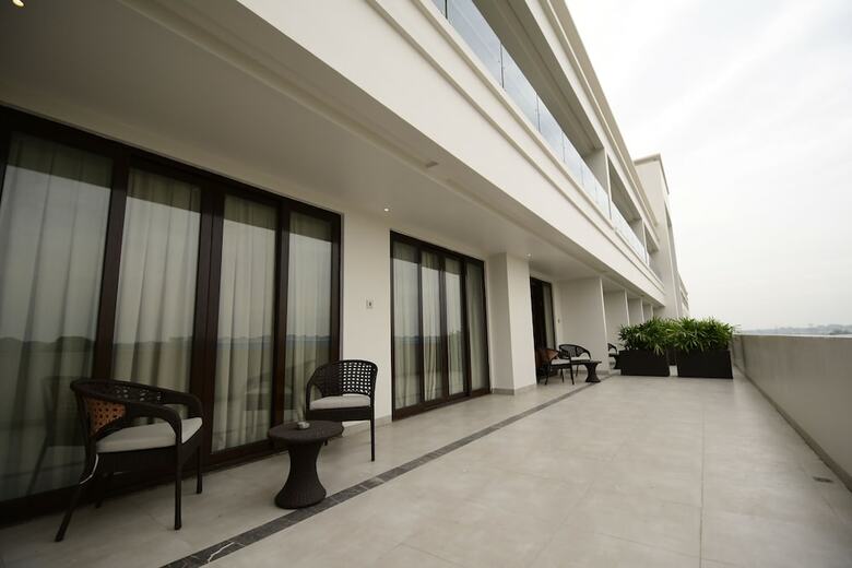 Hotel Kiranshree Grand