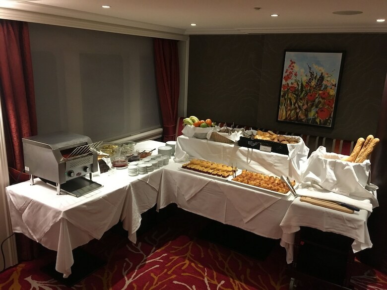 Hotel Select Ms Charles Dickens - Frankfurt