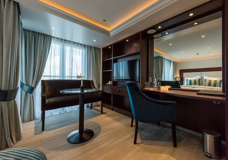 Hotel Select Ms Charles Dickens - Cologne