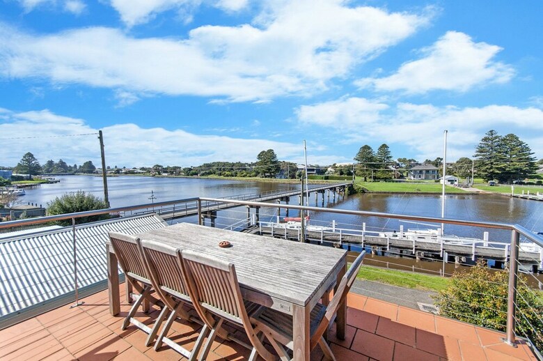 Shearwater Penthouse Apartment