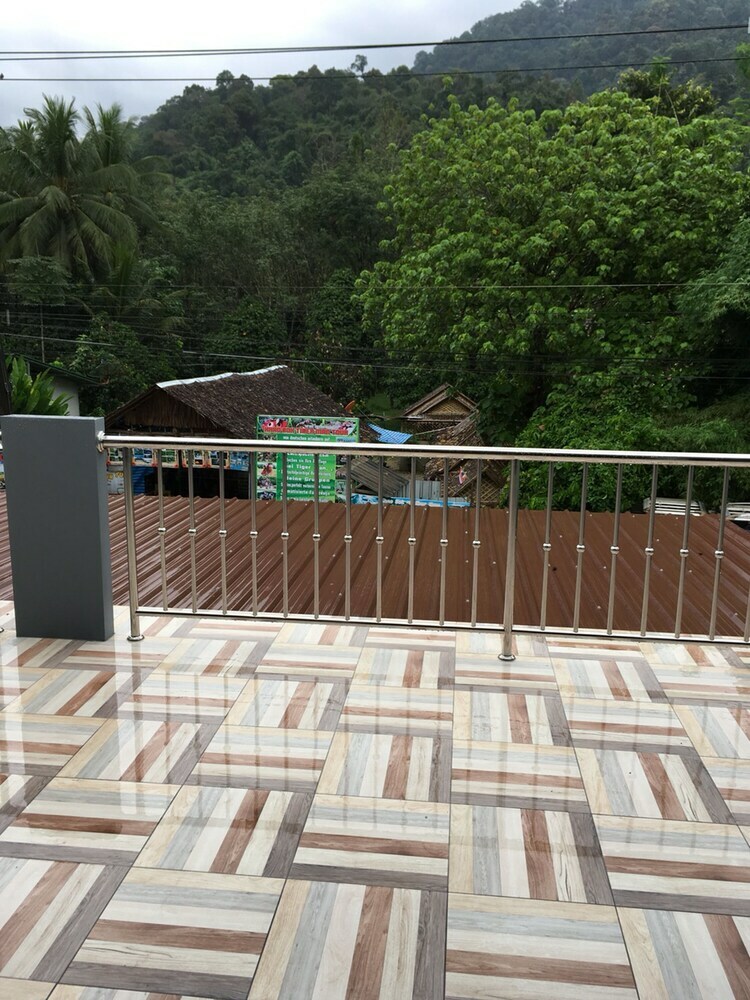 Hostal Khao Sok Secret - Hostel
