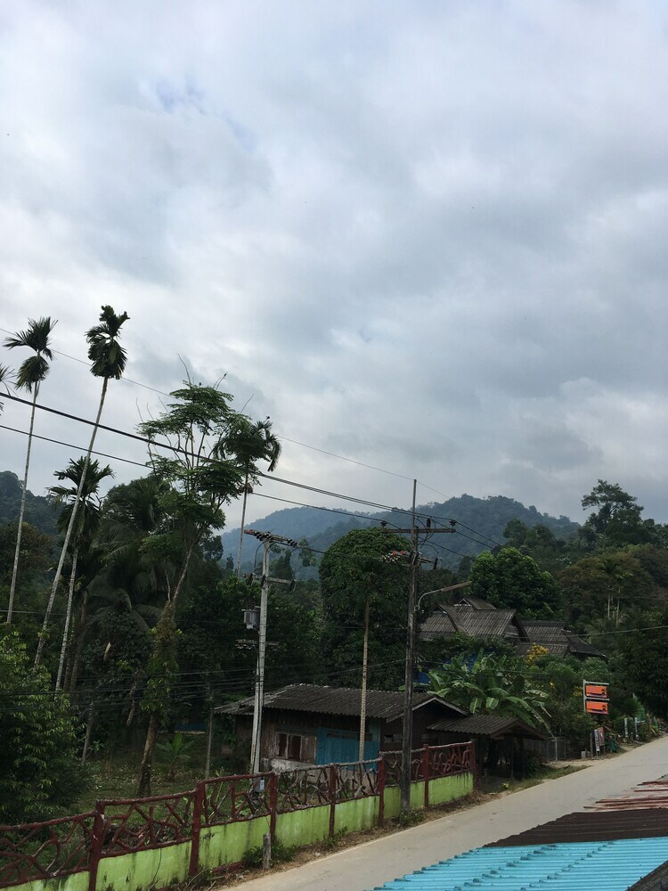 Hostal Khao Sok Secret - Hostel