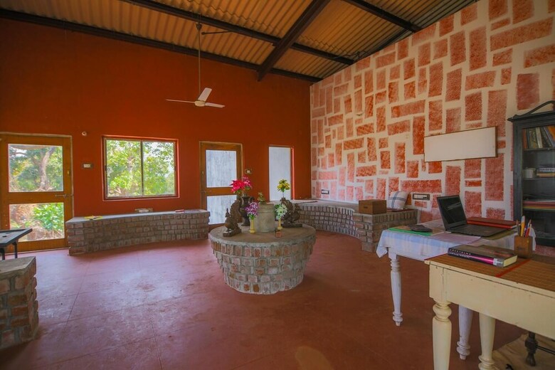 Hotel Beyond Stay Mahua Bagh Murud