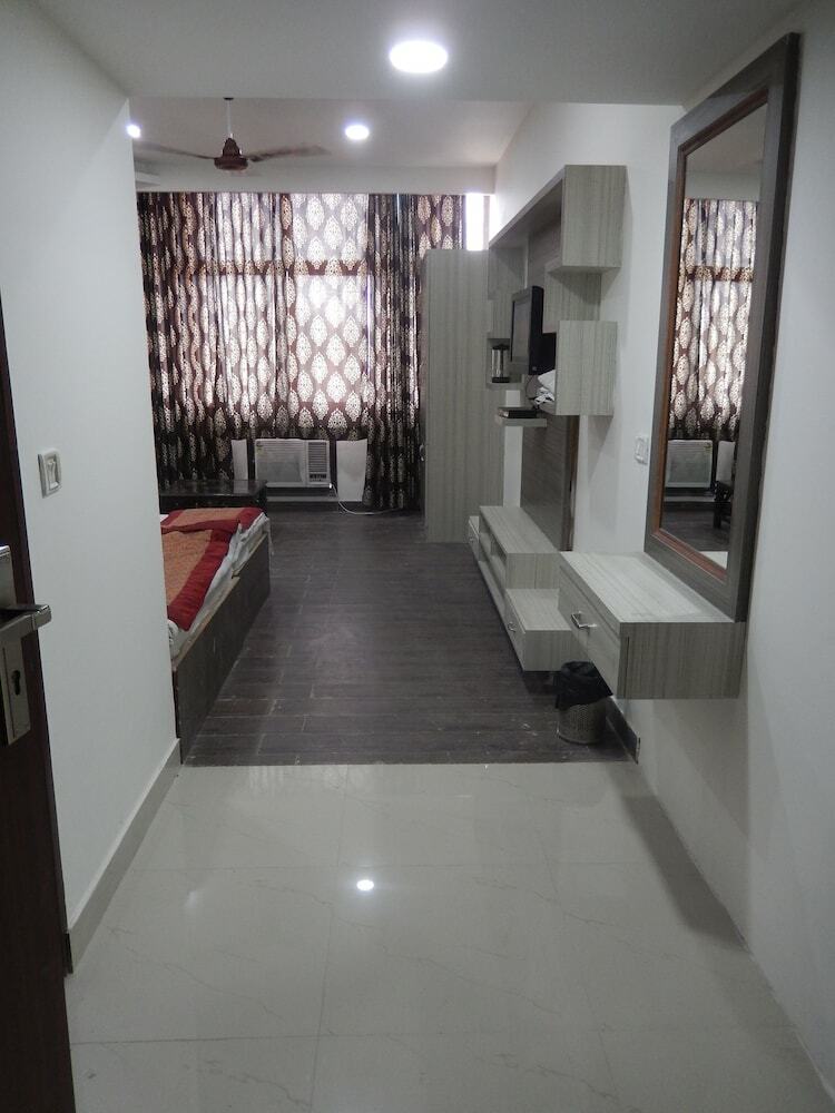Hotel Orchid  Garden
