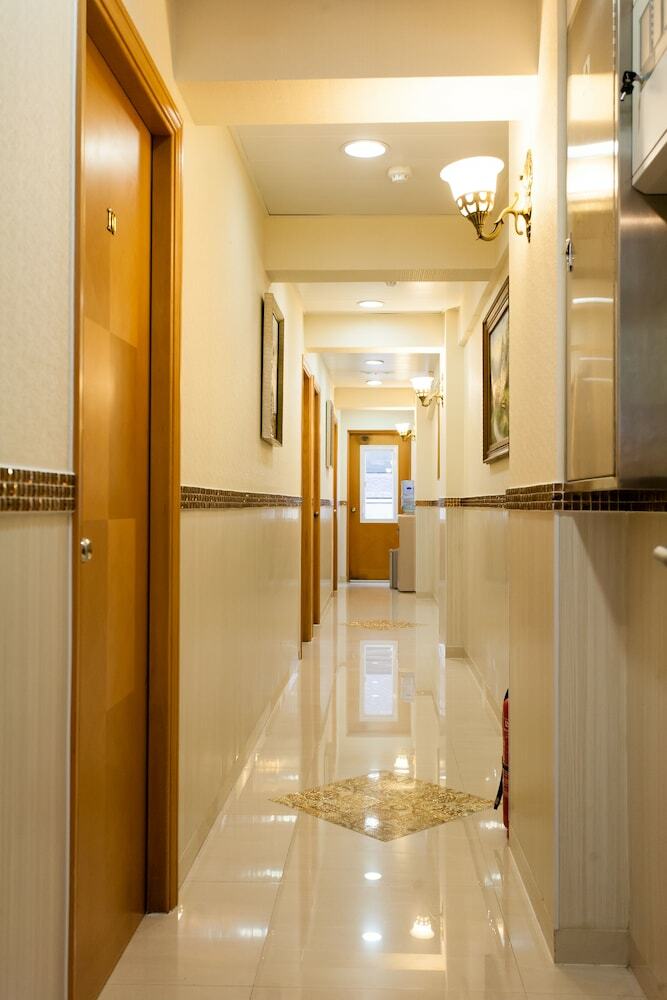 Hotel Kg Garden Guest House