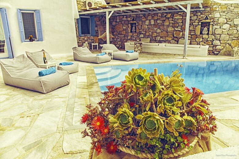Villa Mykonos Hippy Luxury