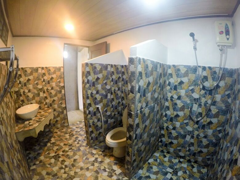Hotel Lanta Mermaid Beachfront Resort