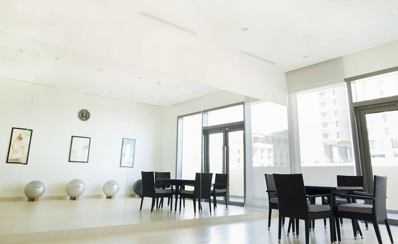 The Costa Serviced Apartment By Seaholiday