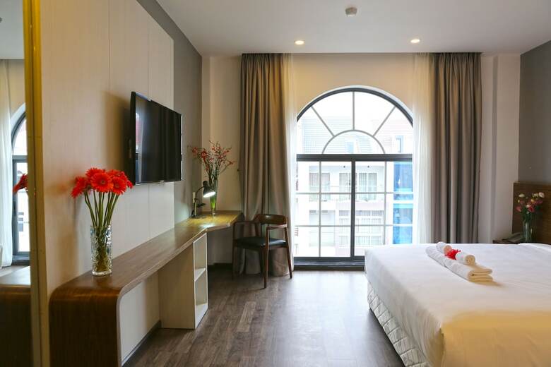 Bizu Royal Hotel