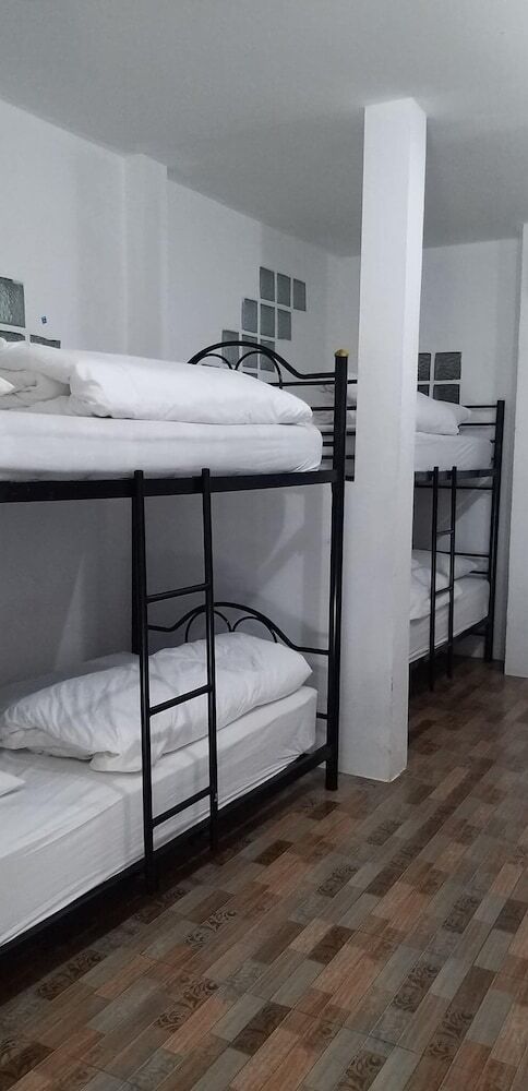 Hostal La Casa Tropicana By Cospace