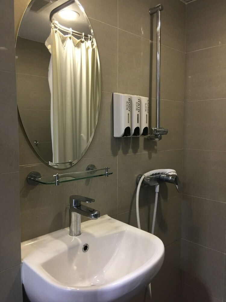 Hotel Modern Inn