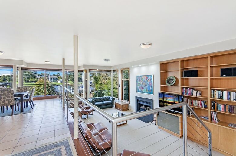 Shearwater Riverview Apartment
