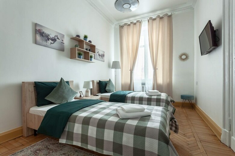 Apartamentos Kudrinskaya Tower