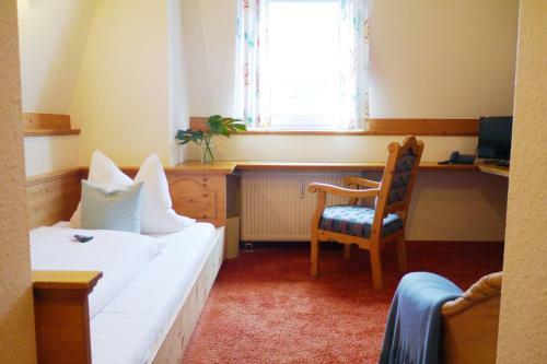 Hotel Grader